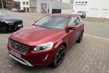 D3*Momentum*5-cylindrów*navi*alu19*hak*bezwypadek*serwis w ASO Volvo
