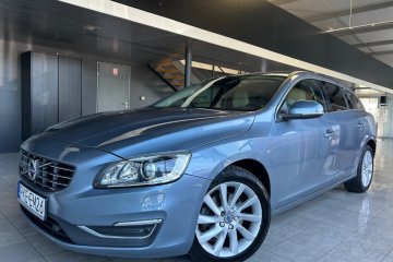 D2*Summum*xenon*TFT*ACC*BLIS*skóra*alu17*bezwypadek*serwis ASO Volvo