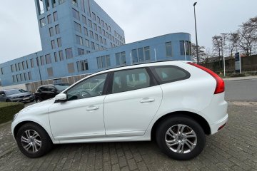 D3*Momentum*tylko 114Tkm*navi*alu17*hak*bezwypadek*serwis w ASO Volvo