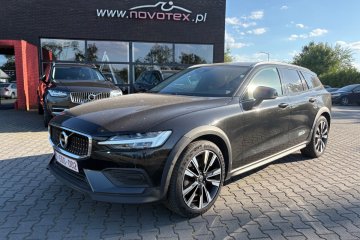 D3*AWD*Momentum PRO*automat*skóra*bezwypadek*serwis w ASO Volvo
