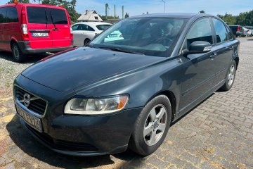 1.6D*Momentum*klimatronik*skóra*navi*bluetooth*alu15*reg. serwisowany