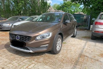 D3*Cross Country*Momentum*ACC*BLIS*navi*bezwypadek*serwis w ASO Volvo