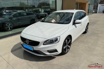D4*R-Design*automat*xenon*TFT*alu18*bezwypadek*f-VAT23*serwisASO Volvo