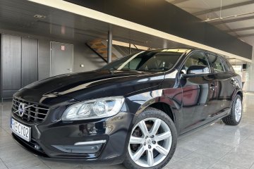 2.0Turbo*Momentum*skóra*TFT*alu17*bezwypadek*f-VAT23*serwis wASO Volvo