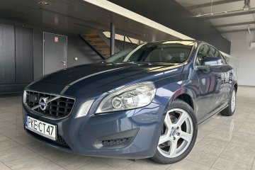 D3*Momentum*automat*półskóra*akt. tempomat*lane assist*serwisASO Volvo