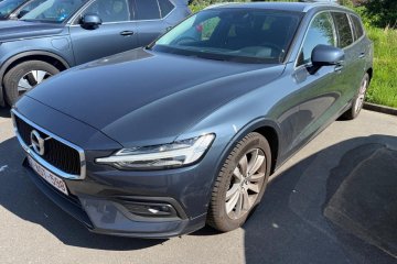 D3*Momentum*tylko 169Tkm*skóra*alu17*hak*serwisowany w ASO Volvo