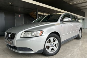1.6D*Momentum*klimatronik*tempomat*alu15*serwis w ASO Volvo